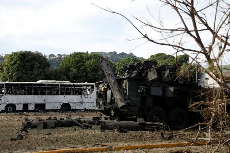 2026-01-03T135358Z_735317331_RC2OTIAFGLSE_RTRMADP_3_USA-VENEZUELA-EXPLOSIONS-1767449534.webp