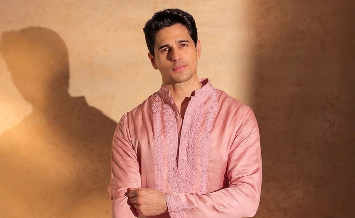 39qo73hg_sidharth-malhotra_625x300_16_January_26.webp