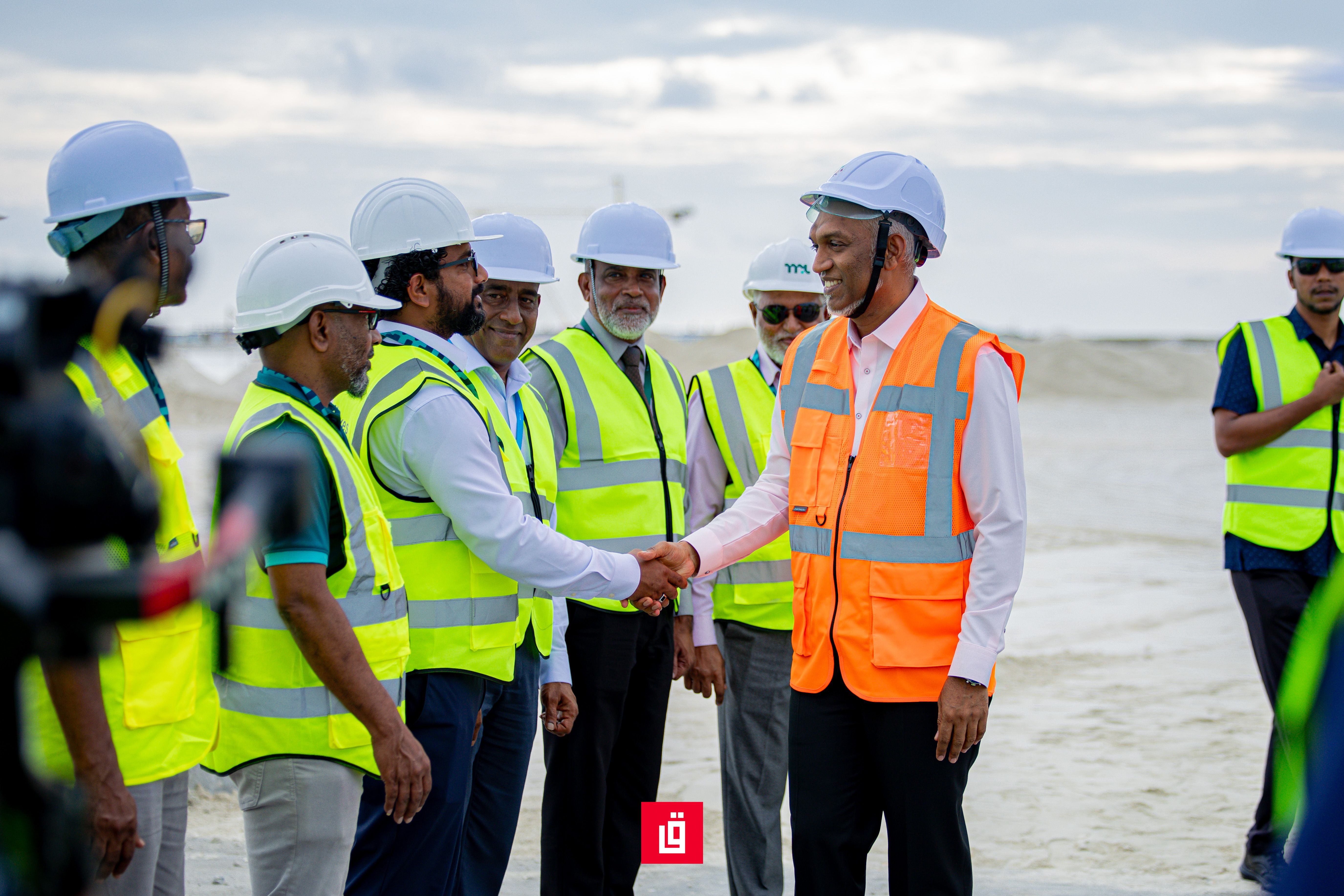 ވިޔަފާރި ބަނދަރު އެމްޕީއެލް