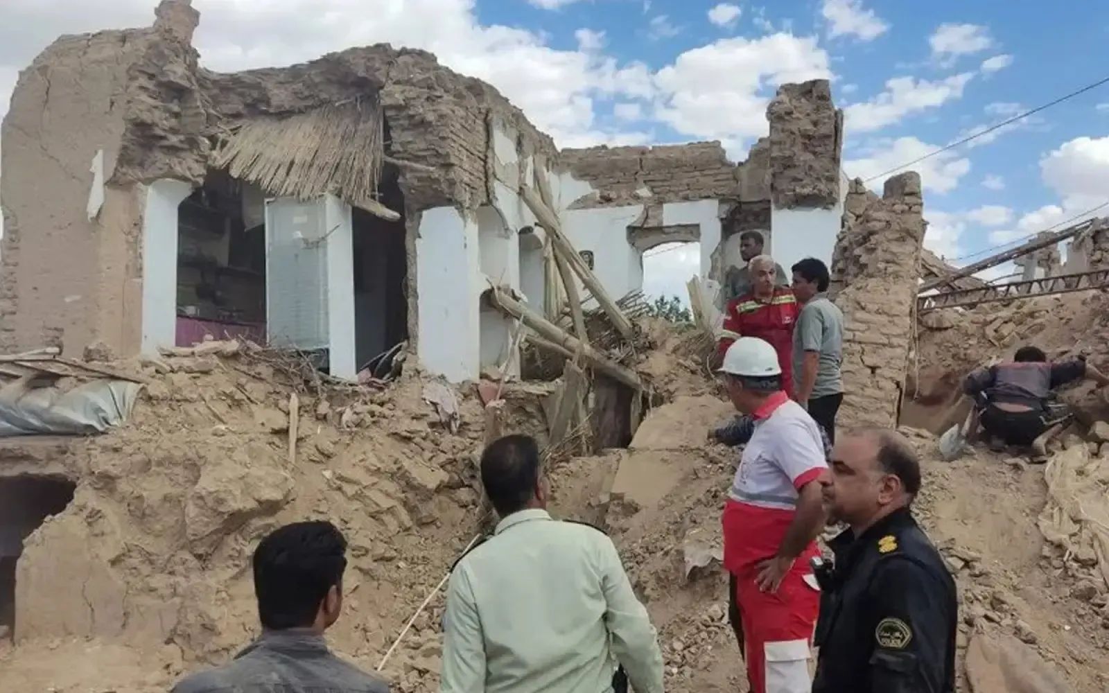 8dea1ad4-iran-earthquake.webp
