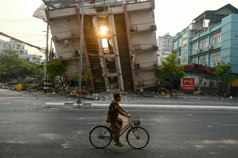 AFP__20250401__38M27LP__v1__HighRes__MyanmarThailandEarthquake-1743842307.webp