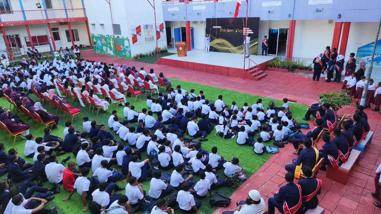 Feydhoo school.jpg