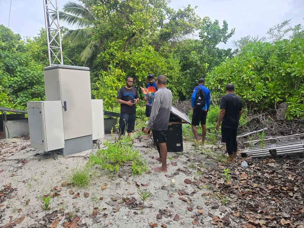 Minister Ali Shareef.webp