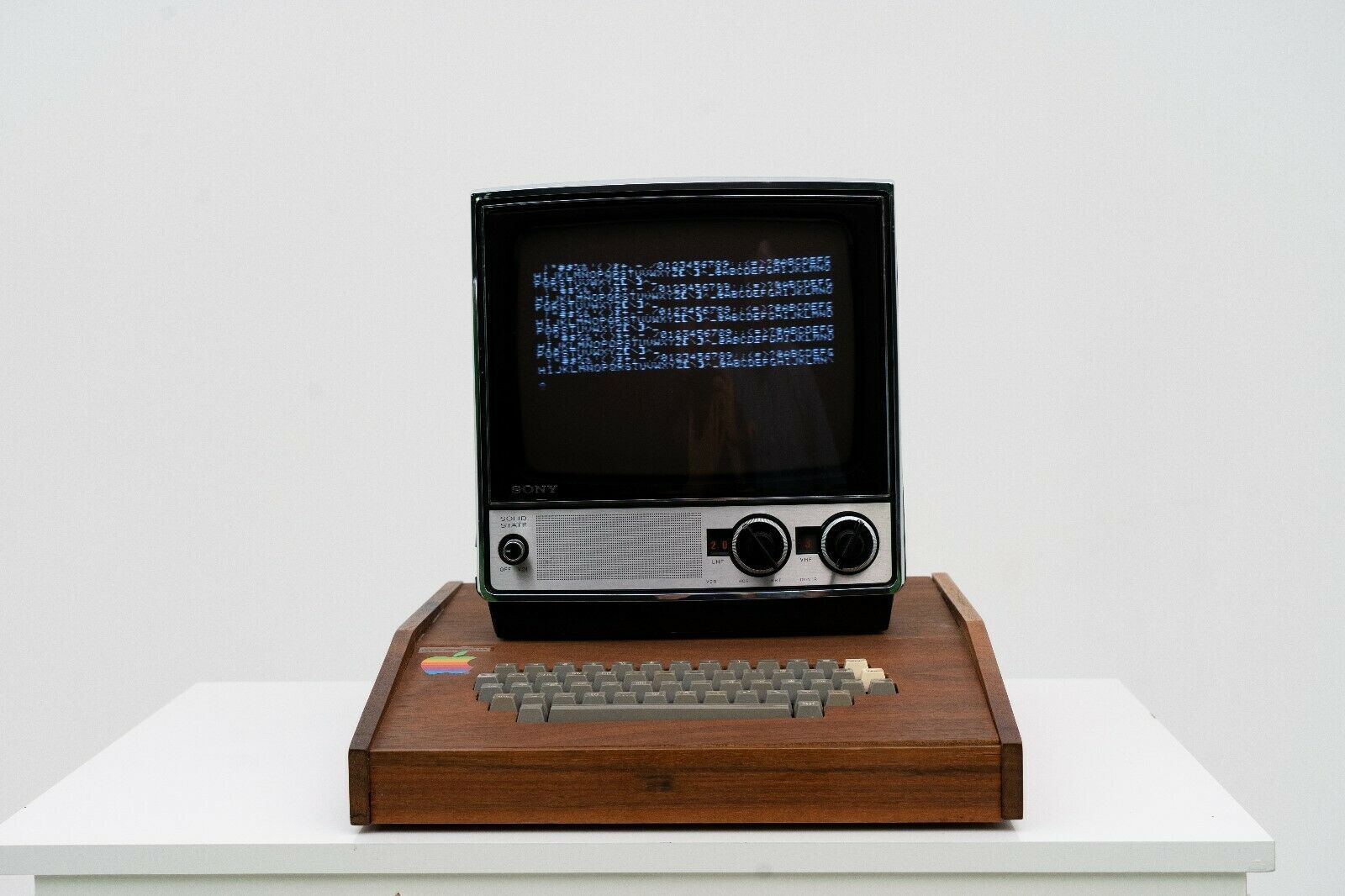 apple-1-1611960097041.jpg