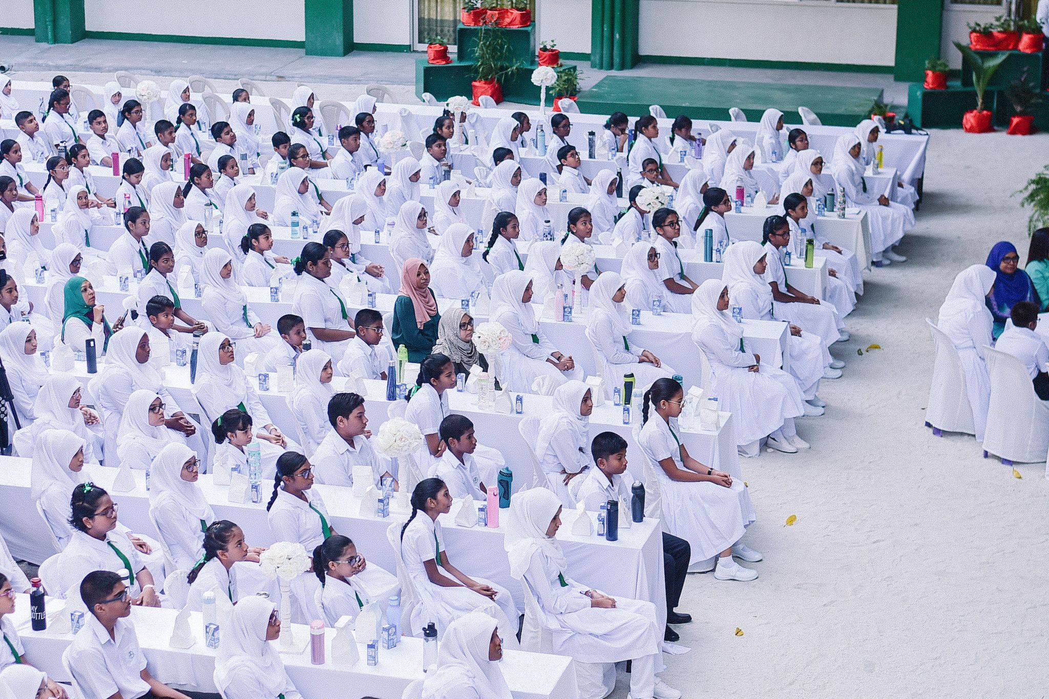 dhiraasee-aa-aharuge-kiyevun-feshun-hendhunuge-naasthaa-31.jpg