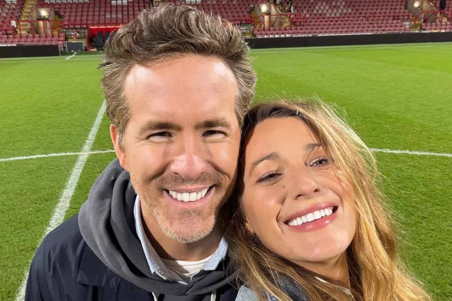 ryan-reynolds-blake-lively-bd01e408f73a44789c2fde0a410c66d7.jpg