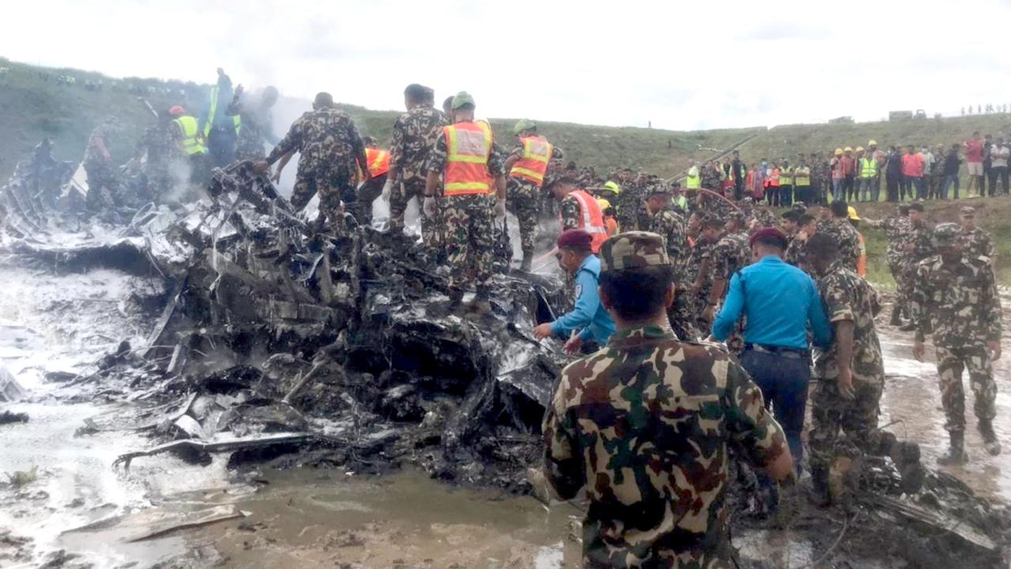 skynews-plane-crash-kathmandu_6637588.jpg