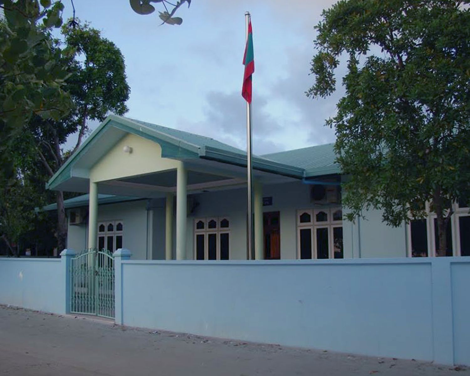 thinadhoo-council.jpeg