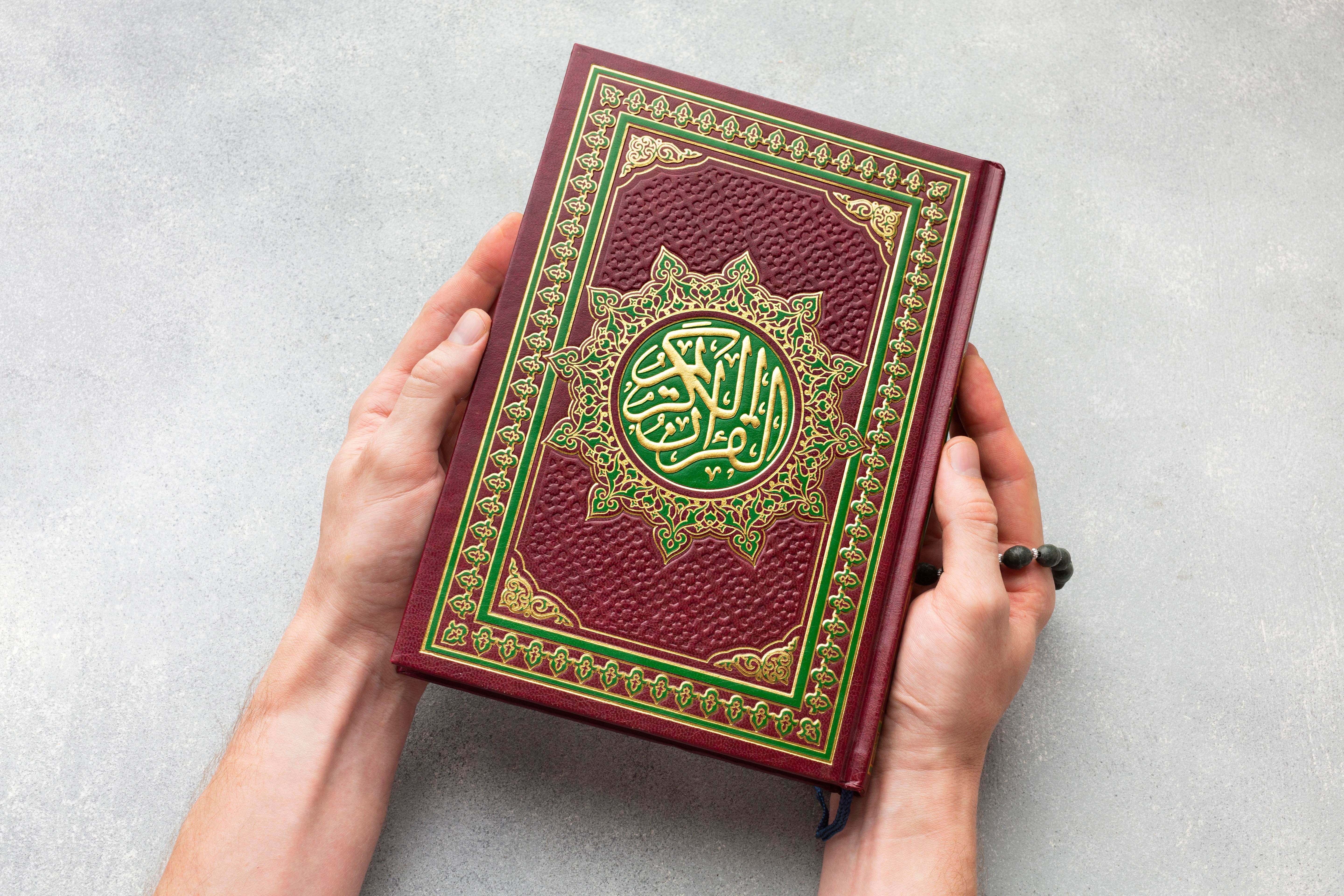 top-view-islamic-new-year-with-quran-book.jpg